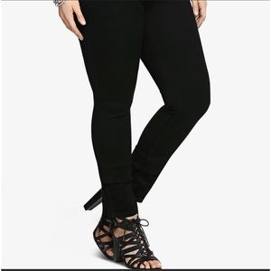 TORRID Source of Wisdom London Skinny